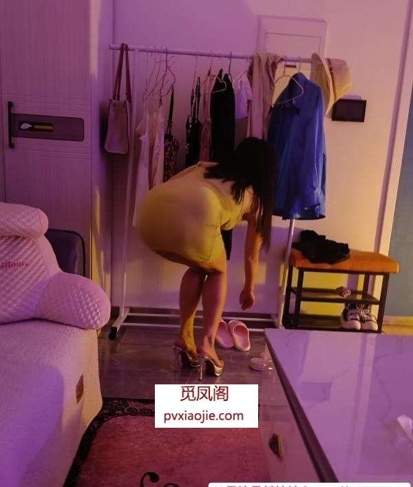 会一字马的臭宝