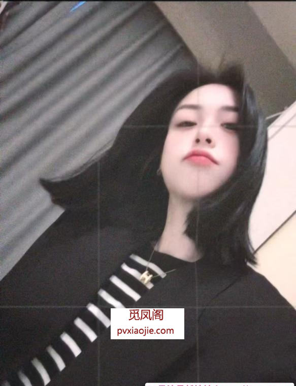 长宁气质短发御姐