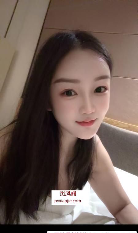 肤白腰细长腿依依