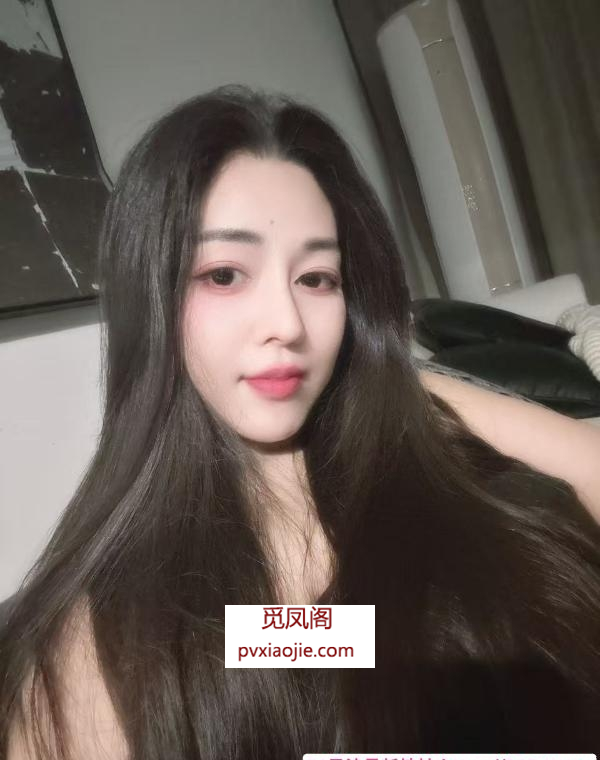 丰满兼职梓琪很有料