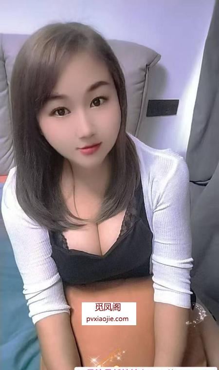 大奶风骚配合少妇