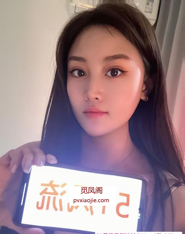 蜜桃臀艳舞少妇