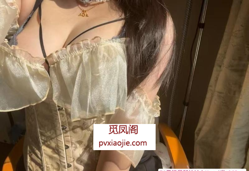 可乐二次元小姐姐