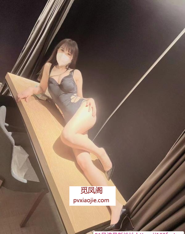 可拍视频大长腿美女