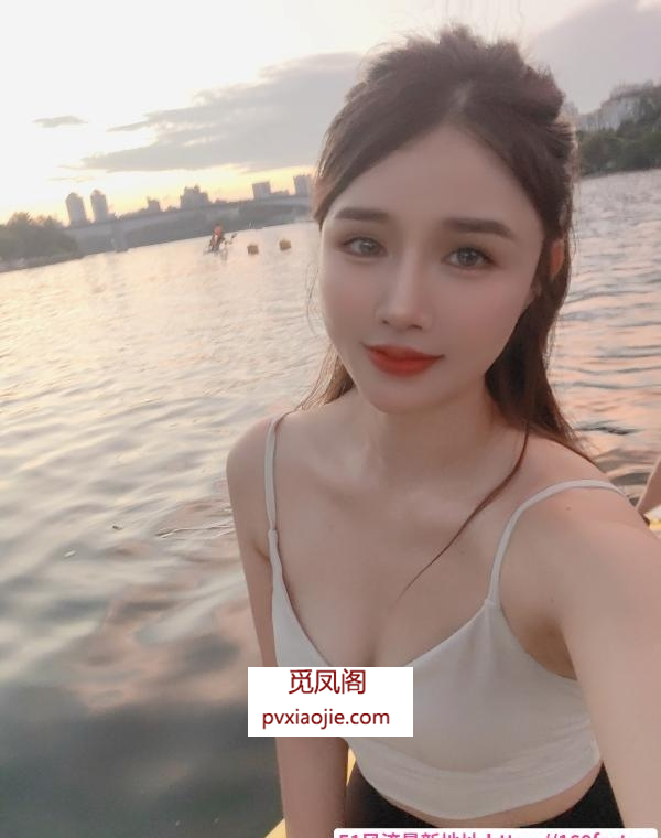 制服情趣小财迷