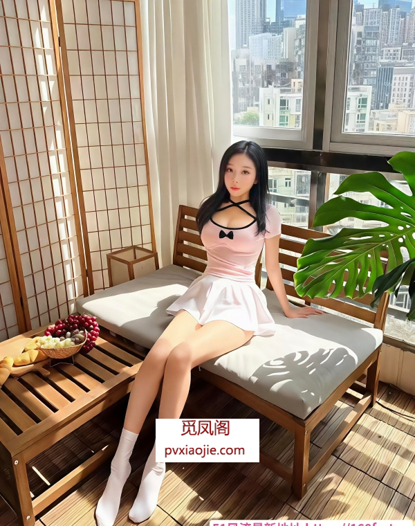 性感丰满中韩混血小小